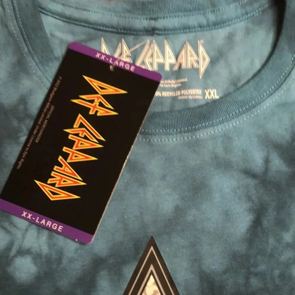 Def Leppard Rock of Ages Band Tee Shirt - Picture 3 of 6